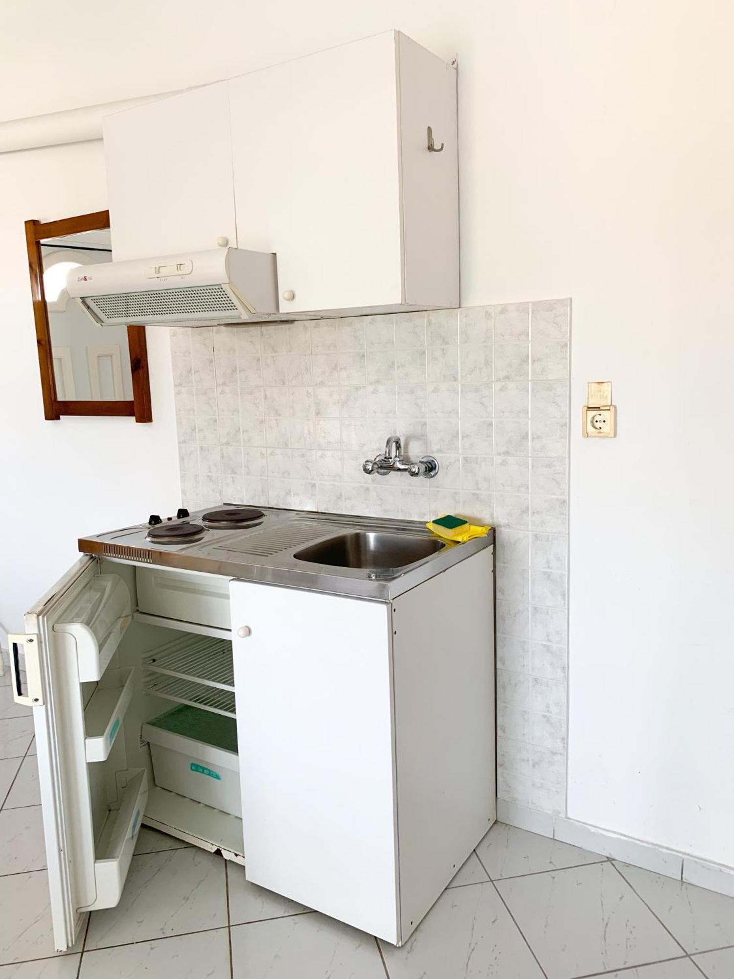 Galinis' Sea Front Studios Nea Kallikrateia Habitación foto
